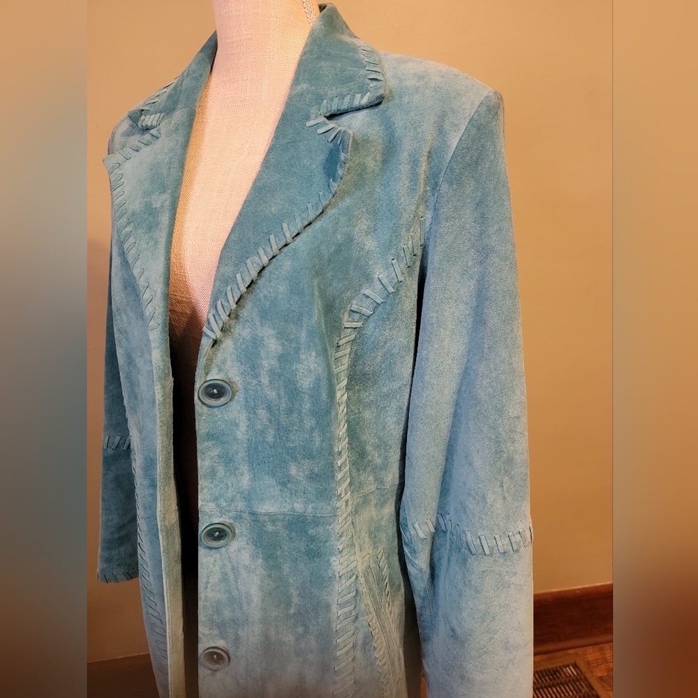 Women's Blue Suede Coat - Picture 4 of 12